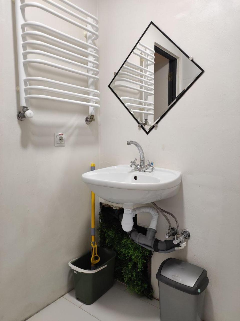 Hostel Europe-U Lwów Zewnętrze zdjęcie