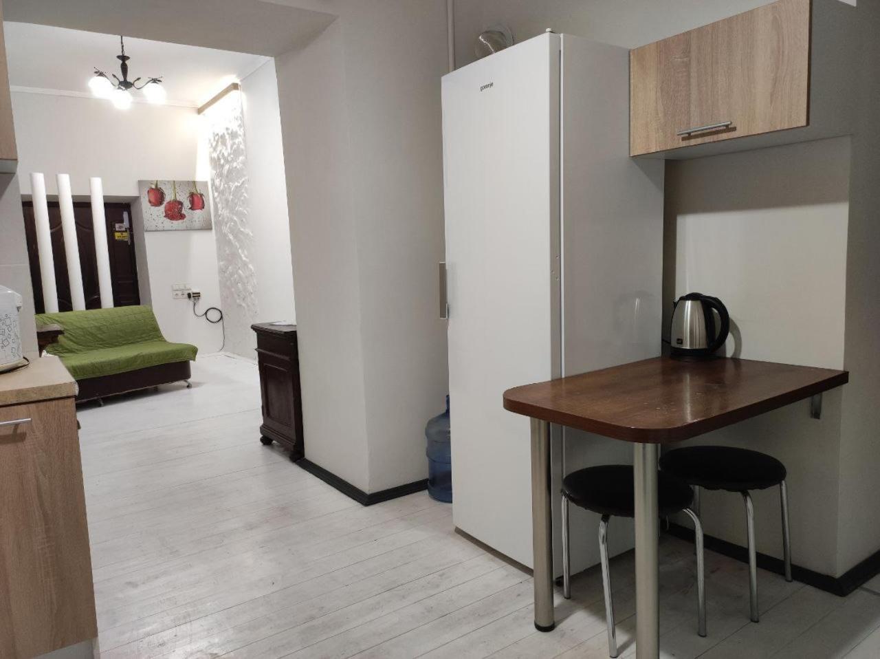 Hostel Europe-U Lwów Zewnętrze zdjęcie