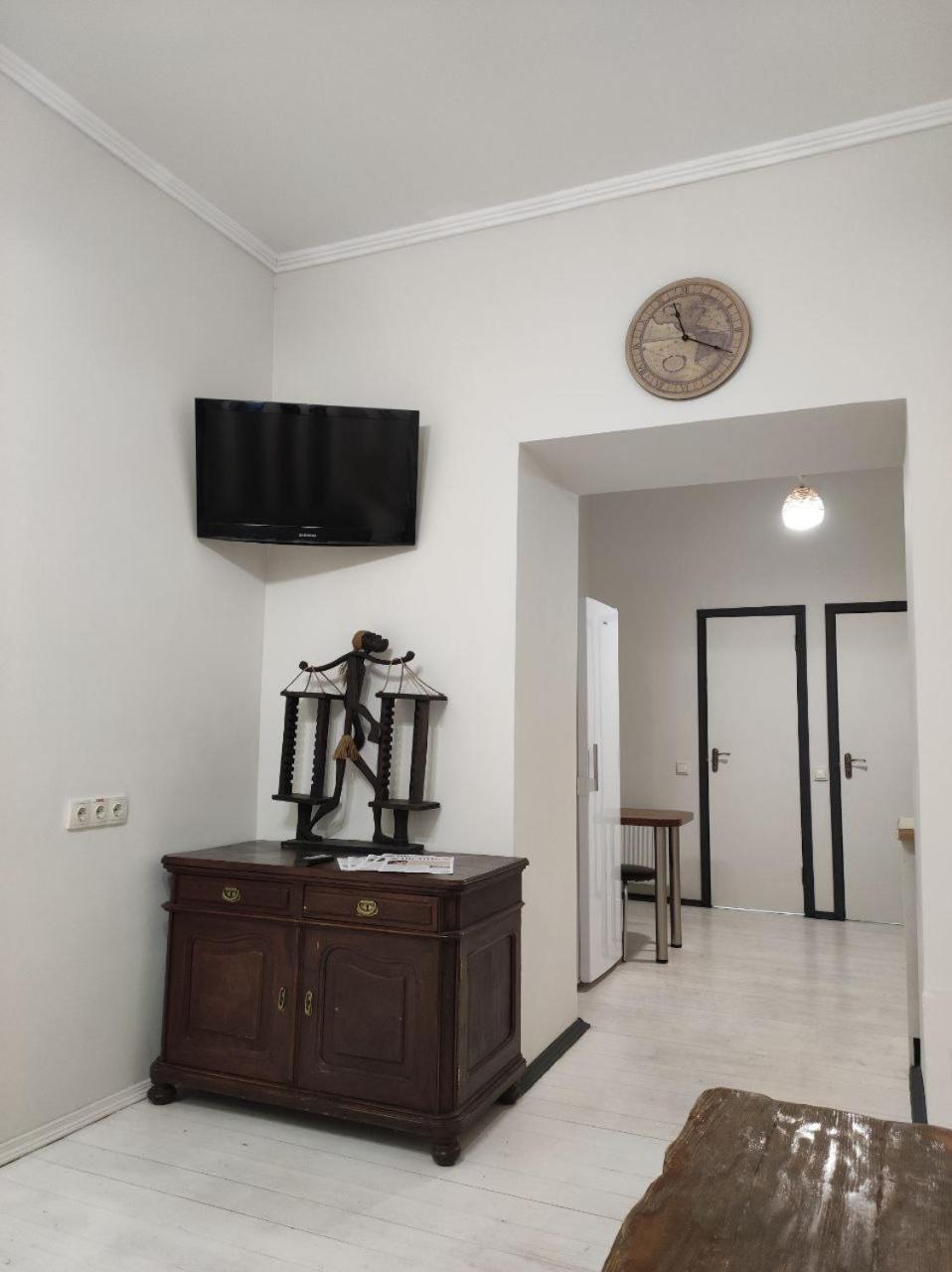 Hostel Europe-U Lwów Zewnętrze zdjęcie