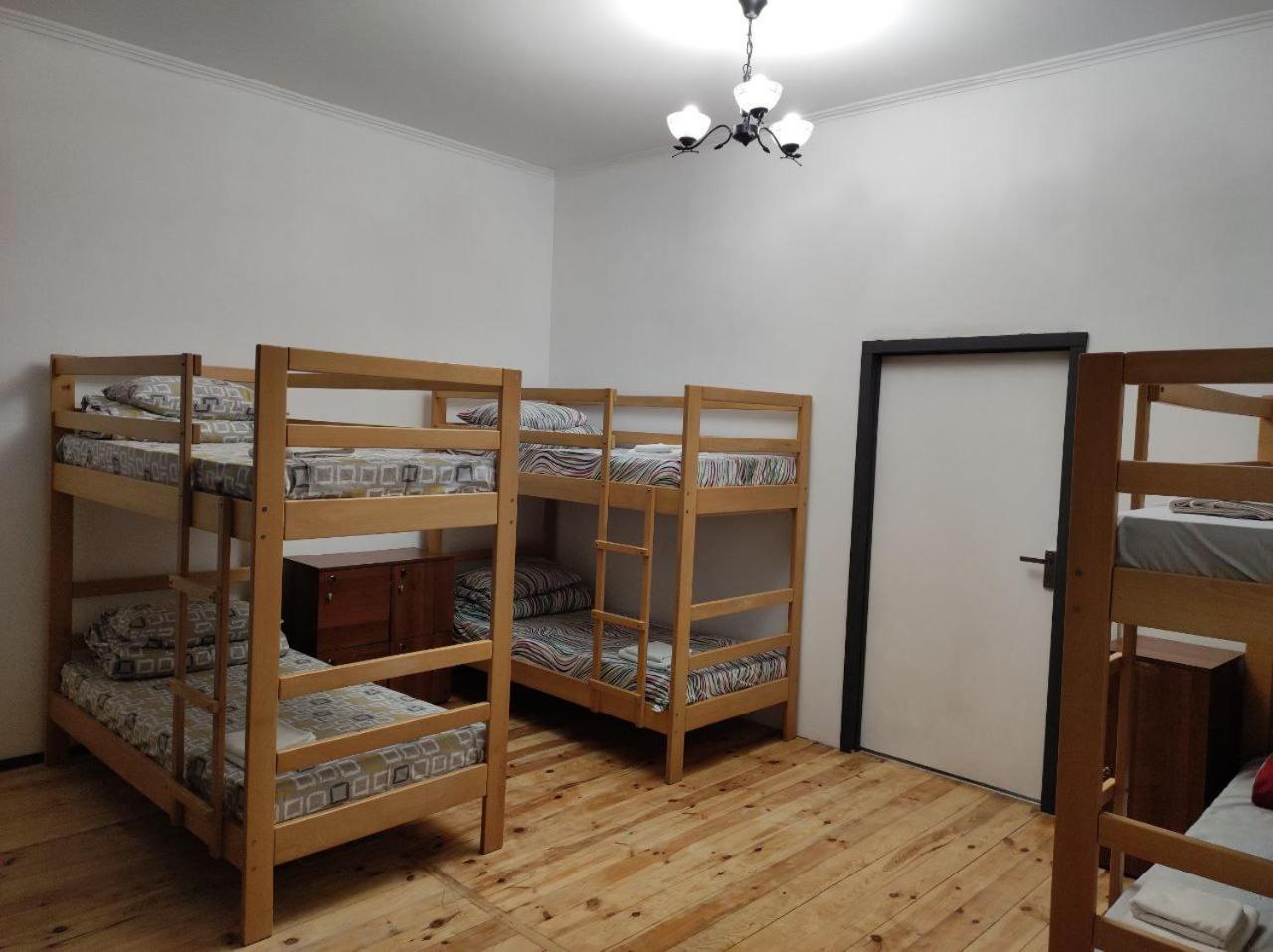 Hostel Europe-U Lwów Zewnętrze zdjęcie