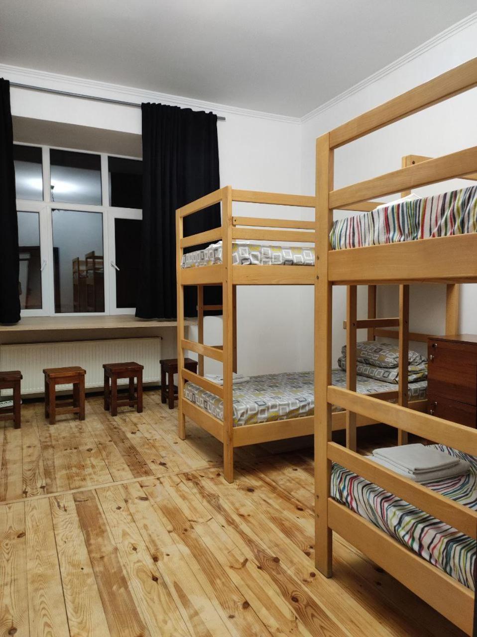 Hostel Europe-U Lwów Zewnętrze zdjęcie
