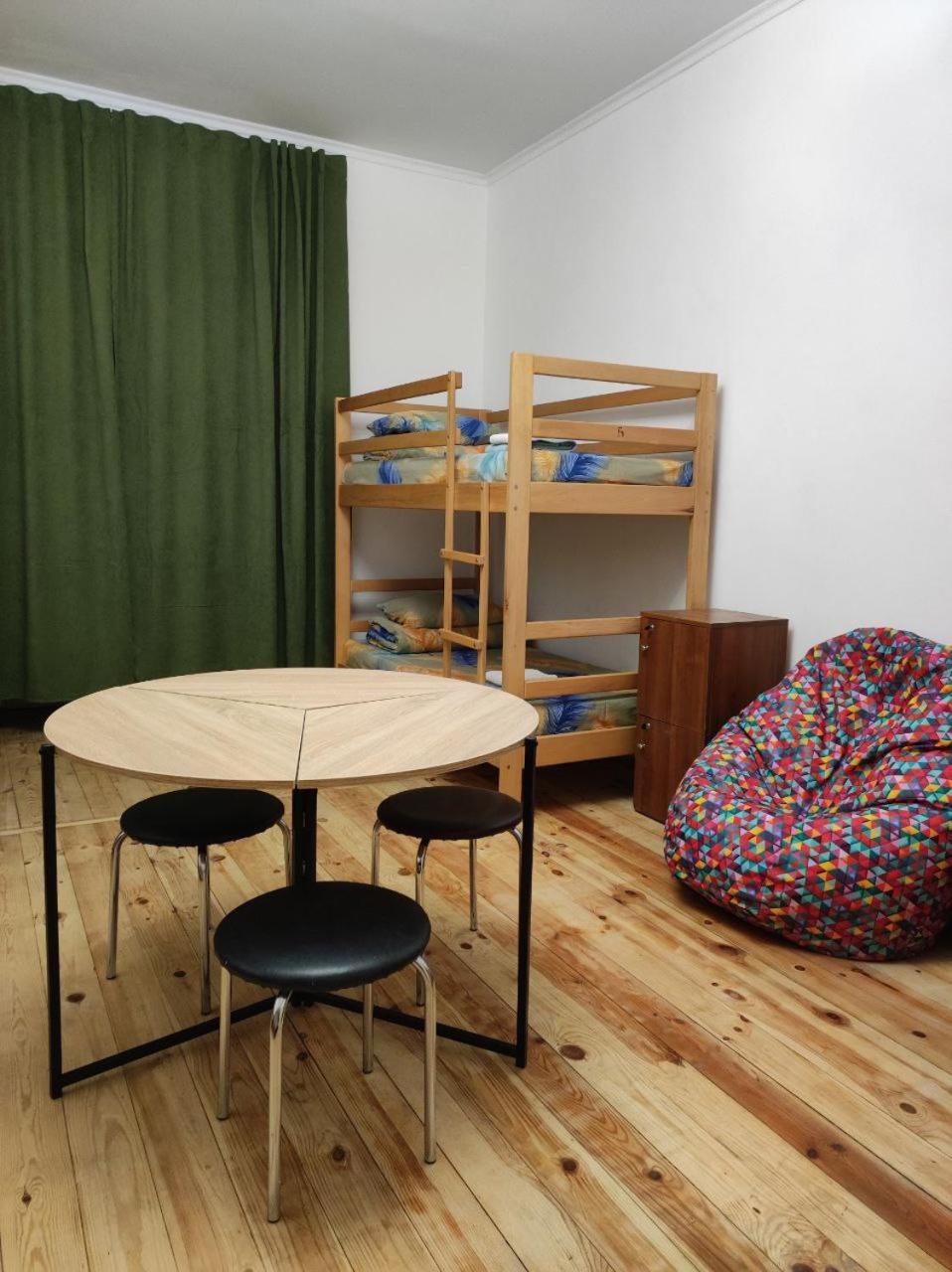 Hostel Europe-U Lwów Zewnętrze zdjęcie